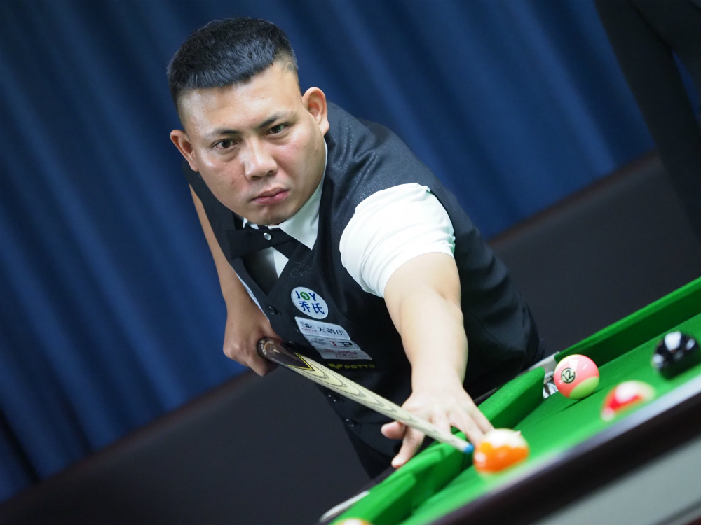 勒沃库森的 勒沃库森的